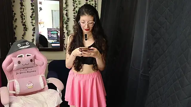 Snapshot of _Arlequin_ chatting on 12-02-25, 06:58 Arlequin online show from 12-02-25, 06:58