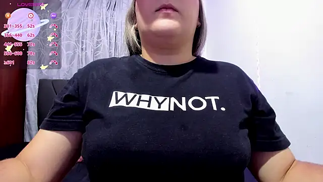 Snapshot of shantal_smith9 chatting on 03-11-25, 11:48 shantal smith9 online show from 03-11-25, 11:48