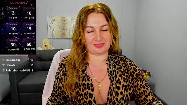 Lili Crossi online show from 01-21-25, 09:46