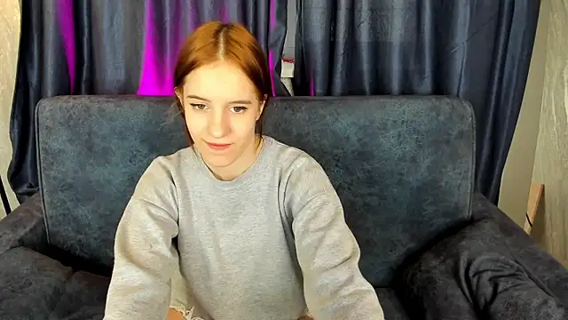 Snapshot of Tonya_Gray chatting on 02-02-25, 04:15 Tonya Gray online show from 02-02-25, 04:15