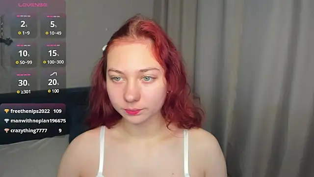 Snapshot of Miss_you_kiss chatting on 01-10-25, 03:50 Miss you kiss online show from 01-10-25, 03:50