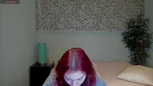 Snapshot of Miss_you_kiss chatting on 01-30-25, 01:11 Miss you kiss online show from 01-30-25, 01:11