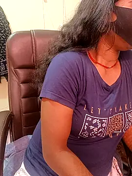 Snapshot of Jiya-Sexy chatting on 02-25-25, 03:16 Jiya-Sexy online show from 02-25-25, 03:16
