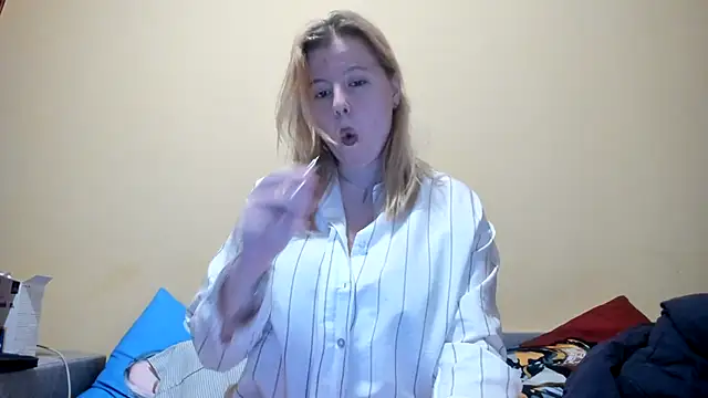 LillyDepp online show from 11-21-25, 04:38