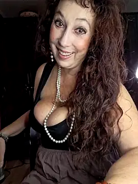 GypsyEsmeralda online show from 10-05-25, 08:23