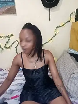 Snapshot of FreakySag_8888 chatting on 11-02-25, 05:32 FreakySag 8888 online show from 11-02-25, 05:32