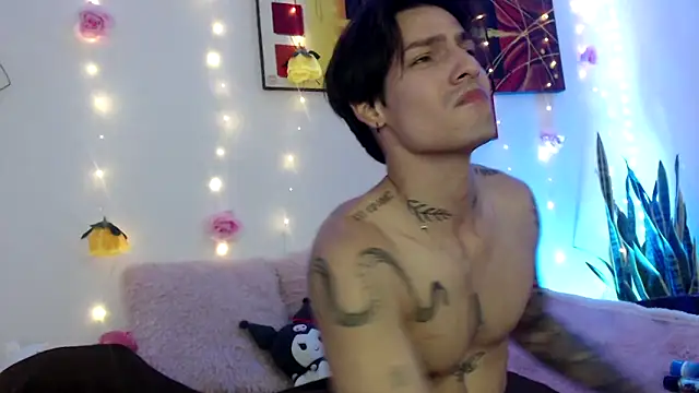 Apolo Hidalgo01 online show from 12-04-24, 03:43