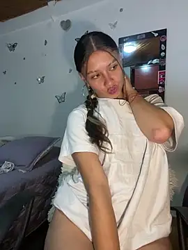 Andi9  online show from 12-11-24, 05:21