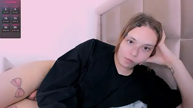 Snapshot of fem_to chatting on 02-05-26, 05:17 fem to online show from 02-05-26, 05:17