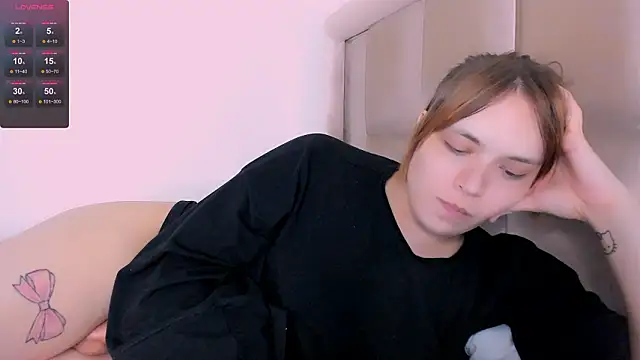 Snapshot of fem_to chatting on 02-27-26, 07:58 fem to online show from 02-27-26, 07:58