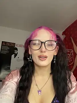 Snapshot of badgirllilli chatting on 09-29-25, 09:52 badgirllilli online show from 09-29-25, 09:52