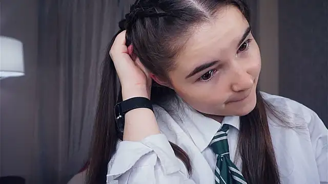 CathrynDail online show from 10-06-25, 06:11