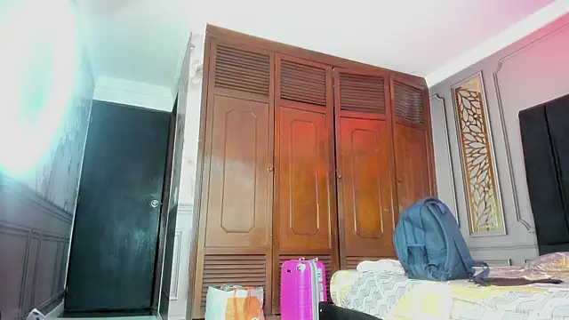 mature bigass   online show from 03-19-25, 08:54