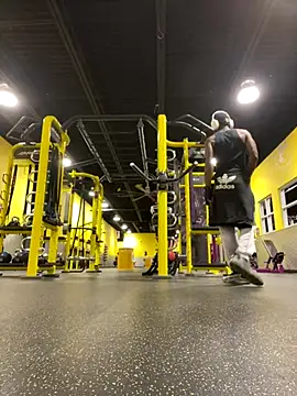 Snapshot of prettyrichie chatting on 11-03-25, 02:02 prettyrichie online show from 11-03-25, 02:02