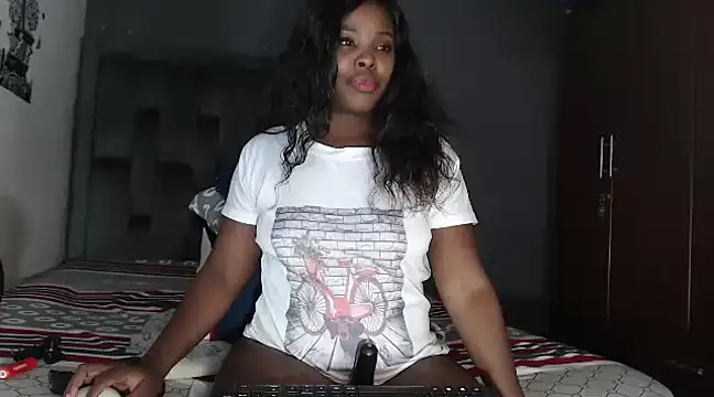 Snapshot of Zammy_Johnson chatting on 02-28-25, 11:56 Zammy Johnson online show from 02-28-25, 11:56