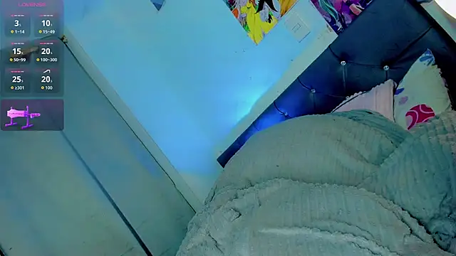 pinkscreens online show from 10-28-25, 02:26