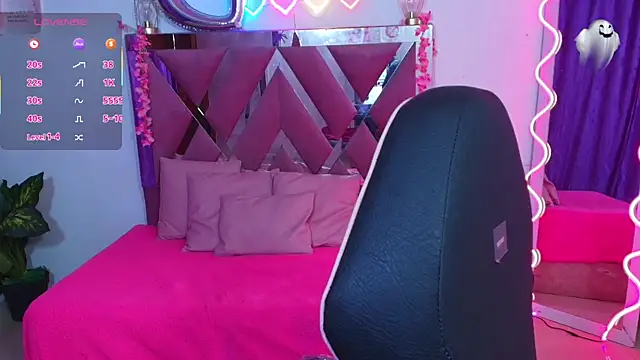 Snapshot of kendra_tay chatting on 11-06-25, 03:07 kendra tay online show from 11-06-25, 03:07