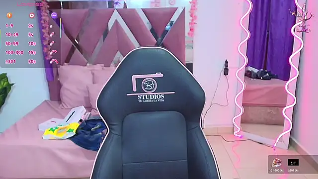 Snapshot of kendra_tay chatting on 11-14-25, 03:16 kendra tay online show from 11-14-25, 03:16