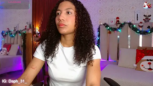 Daphnne tay online show from 12-03-25, 03:36