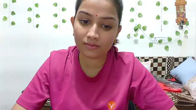 Snapshot of Aleena_Rai chatting on 11-08-25, 07:45 Aleena Rai online show from 11-08-25, 07:45
