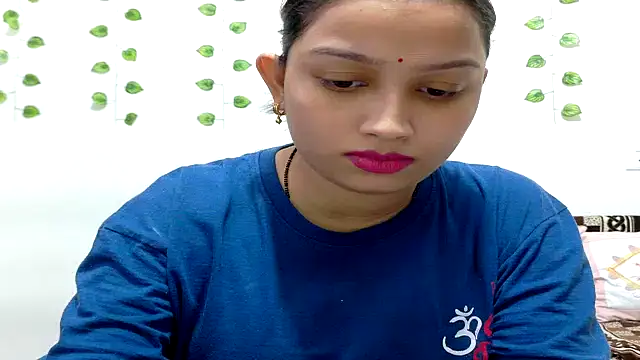 Snapshot of Aleena_Rai chatting on 11-13-25, 07:02 Aleena Rai online show from 11-13-25, 07:02