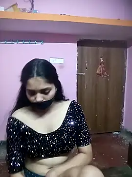 Cute-Simmi online show from 12-30-24, 01:47