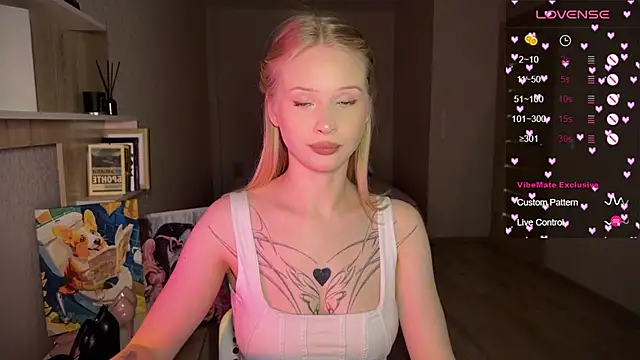 lisa barbie online show from 10-11-25, 06:28