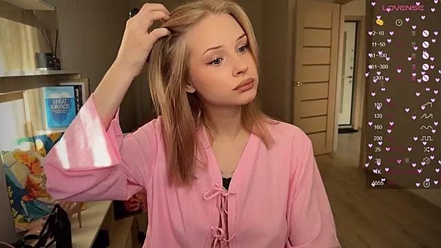 lisa barbie online show from 10-18-25, 06:58