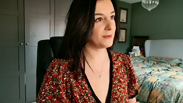 flatwhite0 online show from 02-24-26, 10:02