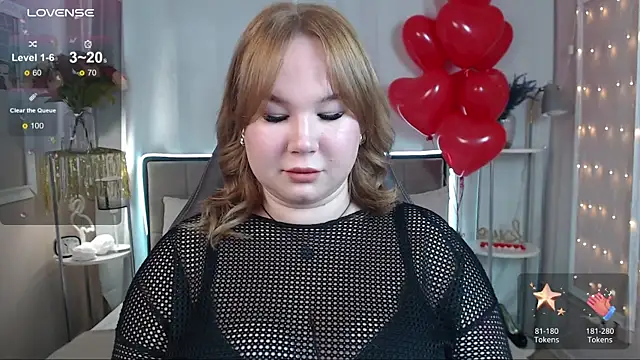 Snapshot of Emmy_Greis chatting on 02-17-25, 07:04 Emmy Greis online show from 02-17-25, 07:04