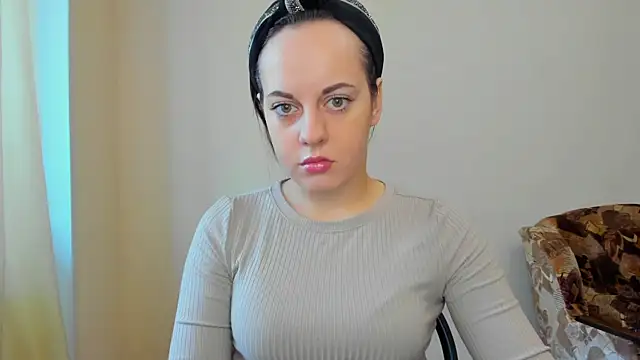 Sabrina Lavv online show from 09-19-25, 08:05