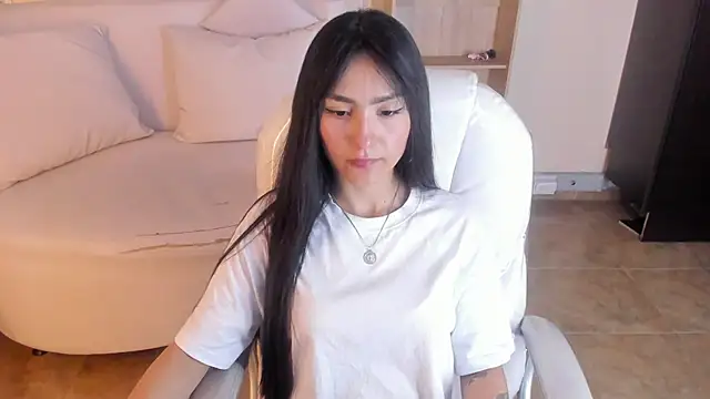 Amy Kiitty  online show from 03-10-25, 08:45