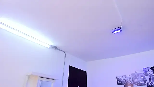 Amy Kiitty  online show from 09-19-25, 12:50