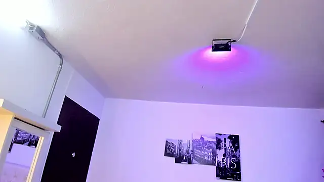 Snapshot of Amy_Kiitty_ chatting on 03-18-26, 01:25 Amy Kiitty online show from 03-18-26, 01:25