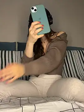 viviandaimond1 online show from 01-08-25, 09:34