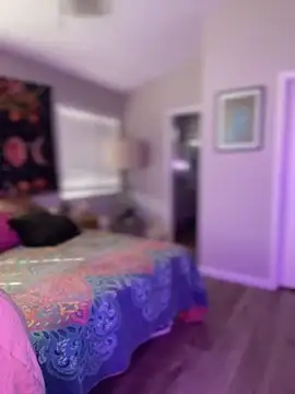 GoldieBakeman online show from 10-28-25, 05:15