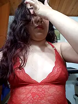 Snapshot of Emi_chik chatting on 03-15-25, 05:19 Emi chik online show from 03-15-25, 05:19