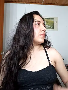 Emi chik online show from 11-13-25, 11:31