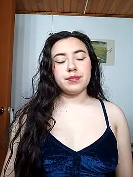 Emi chik online show from 02-04-26, 10:43