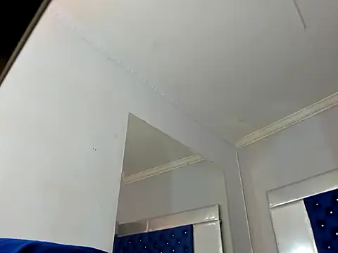 Snapshot of Eyleen_Santos chatting on 10-31-25, 08:10 Eyleen Santos online show from 10-31-25, 08:10