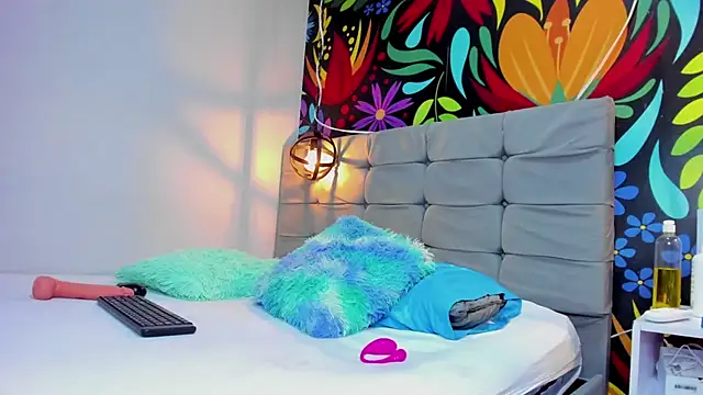 Sweet hot mia online show from 01-08-25, 01:42