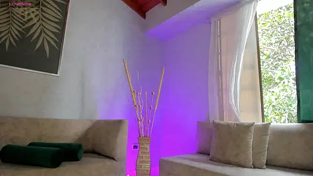 KatieNolan 1 online show from 10-16-25, 07:37