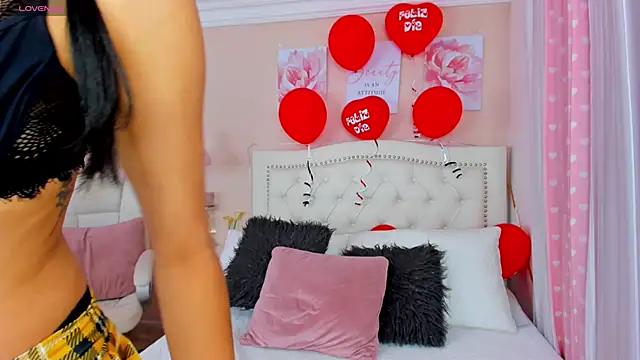 Snapshot of Ashley_Evans18 chatting on 02-20-25, 11:42 Ashley Evans18 online show from 02-20-25, 11:42