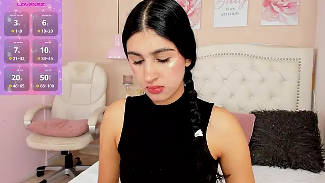 Snapshot of Ashley_Evans18 chatting on 03-01-25, 11:50 Ashley Evans18 online show from 03-01-25, 11:50