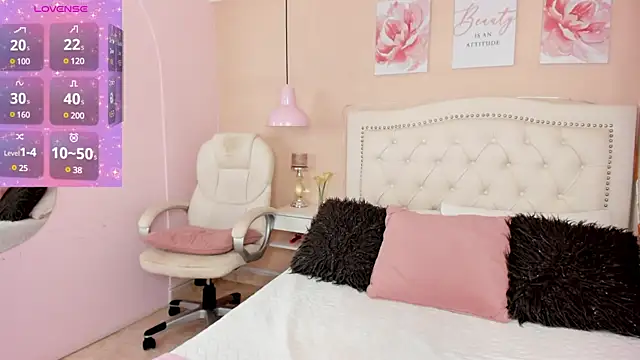 Snapshot of Ashley_Evans18 chatting on 03-04-25, 12:12 Ashley Evans18 online show from 03-04-25, 12:12