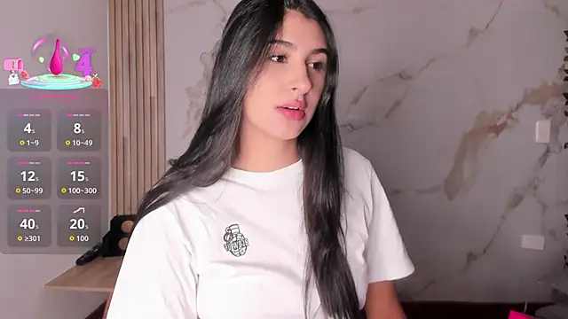 Snapshot of Ashley_Evans18 chatting on 10-04-25, 01:31 Ashley Evans18 online show from 10-04-25, 01:31