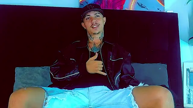 HannibalLester online show from 11-30-25, 04:16