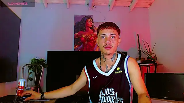 Snapshot of HannibalLester chatting on 02-04-26, 03:56 HannibalLester online show from 02-04-26, 03:56