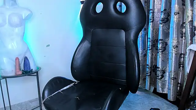 Emili Roux online show from 02-27-26, 10:10