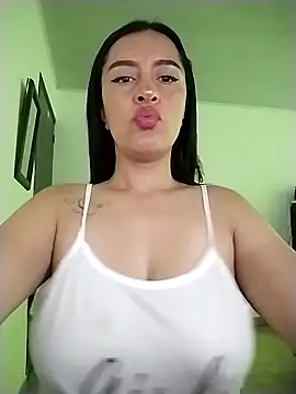 Snapshot of hailey85 chatting on 03-01-26, 07:38 hailey85 online show from 03-01-26, 07:38